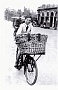 Padova in giro con la bicicletta di servizio per le strade di Padova (1939) (Adriano Danieli)